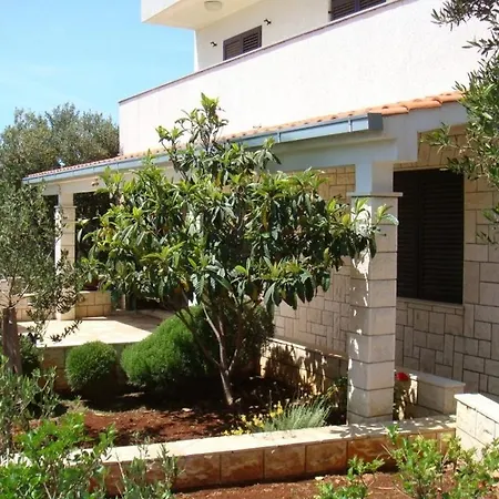 Apartment Apartment Ostricka Luka 11451B